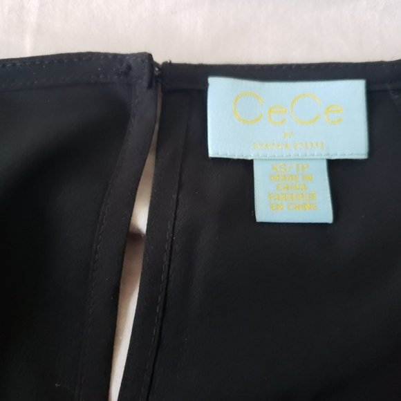 NWT CeCe Batwing Lace Trim Blouse XS - Picture 7 of 7